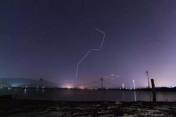 北斗星的勺柄指向_北斗星斗柄指向_北斗星勺把指向