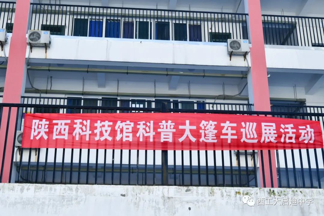 锥体上滚生活应用_椎体上滚生活应用_锥体上滚的实验现象