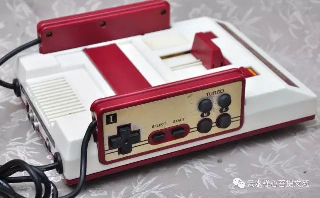 手柄玩的魂斗罗_手柄魂斗罗怎么调无限命_手柄游戏魂斗罗