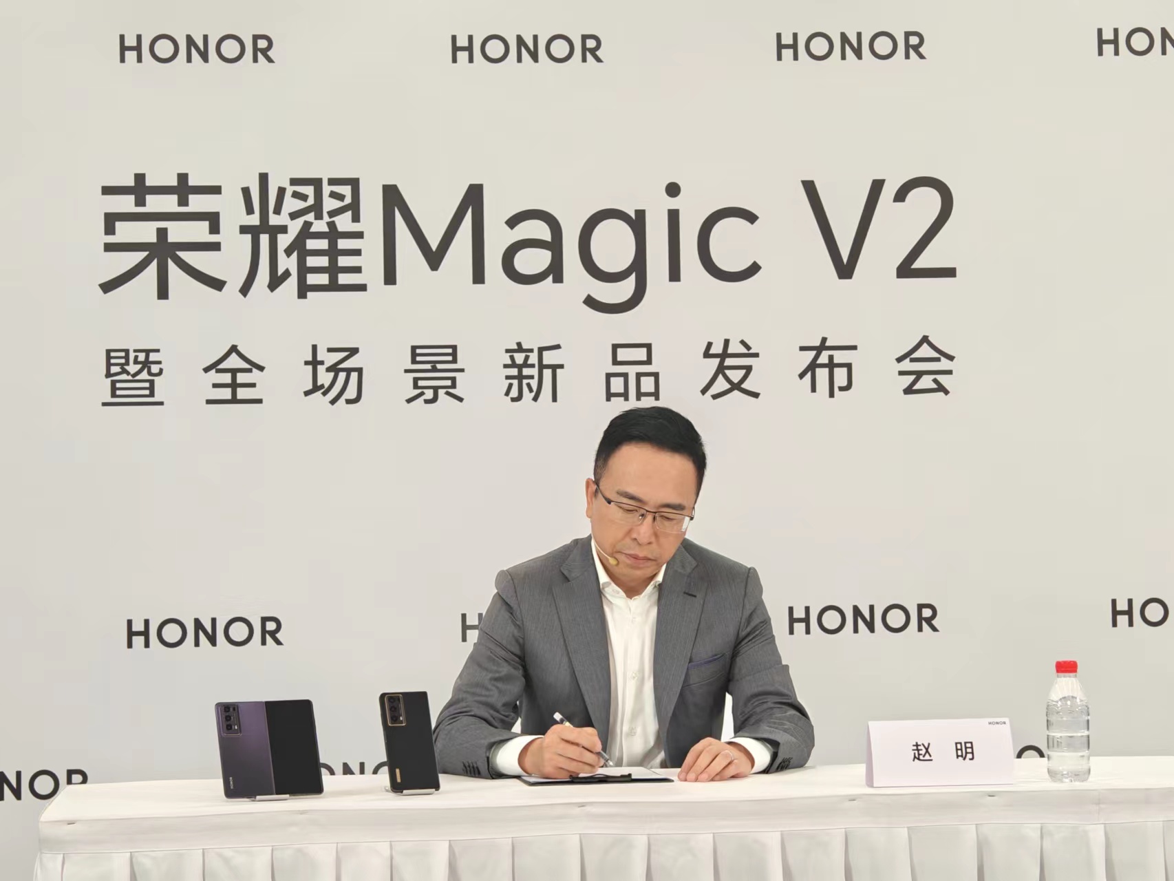 非牛顿流体生活应用_牛顿流体举例子_牛顿流体的原理是什么