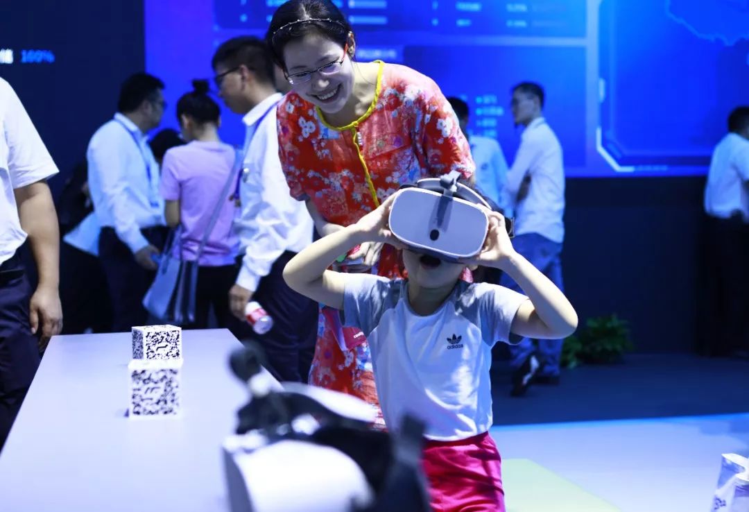 射频识别技术生活应用_应用射频识别技术的英文缩写_射频识别应用领域