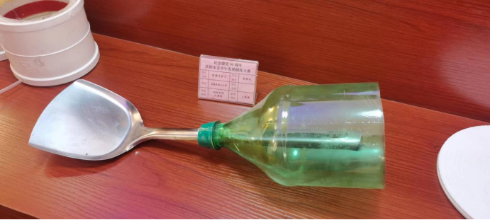 椎体上滚在生活中的运用_椎体上滚生活应用_锥体上滚的实验现象