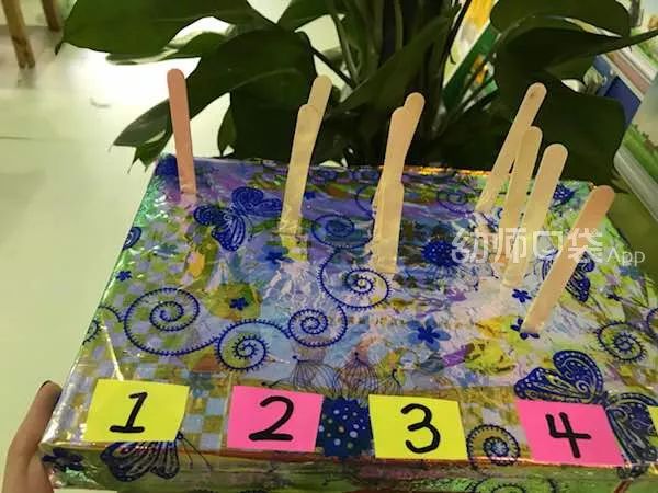 小班幼儿手指游戏教研专题小结_幼儿园手眼协调能力训练活动_3~6岁儿童手部精细动作发展游戏