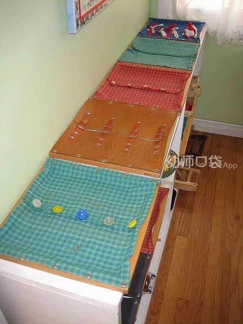 3~6岁儿童手部精细动作发展游戏_幼儿园手眼协调能力训练活动_小班幼儿手指游戏教研专题小结