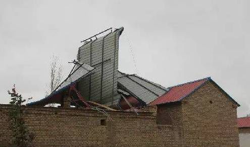 生活中的伯努利原理见面课_伯努利生活中的应用_伯努利原理生活应用