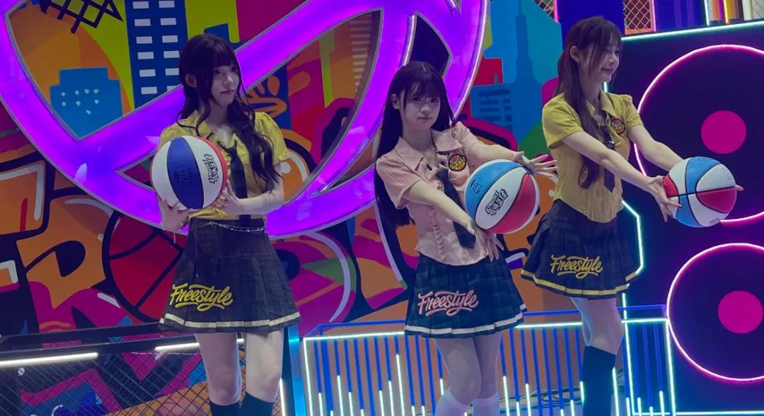 游戏本位CJ展会分析 _游戏行业 新闻_CJ游戏展试玩体验