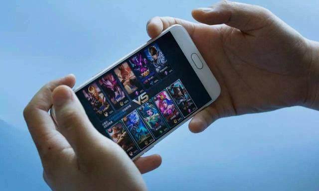 王者荣耀人民网批评_沉迷游戏伤身新闻_王者荣耀未成年人沉迷问题