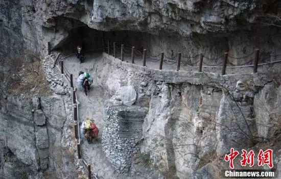 新闻美女游戏视频_游戏新闻 美女_新闻美女游戏直播