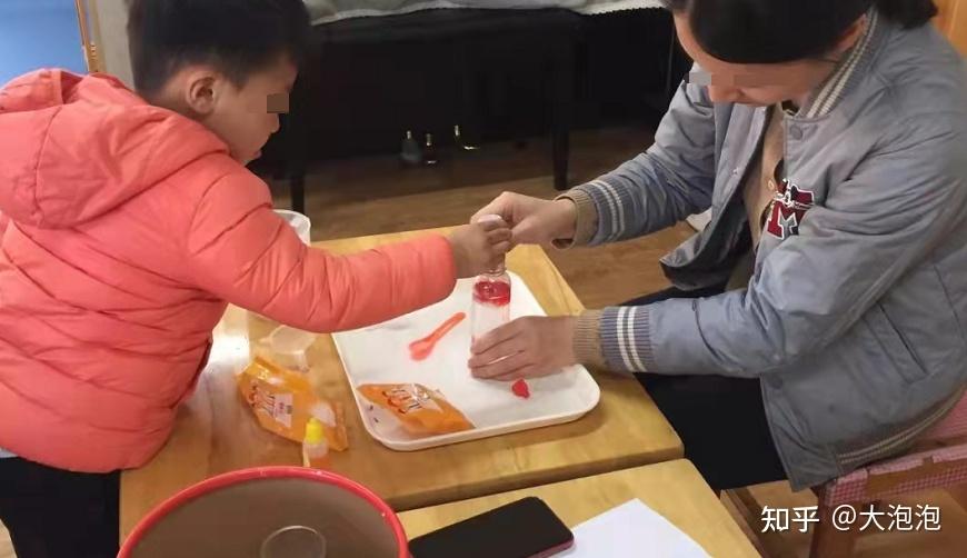 幼儿园家长进课堂 绘本教学活动设计 家长课堂互动技巧_幼儿园游戏专题总结