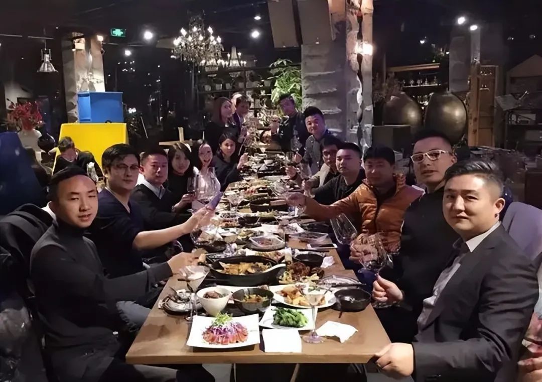 参加同学聚会才知道：在社会上混得好的人，过去在班级是这个名次