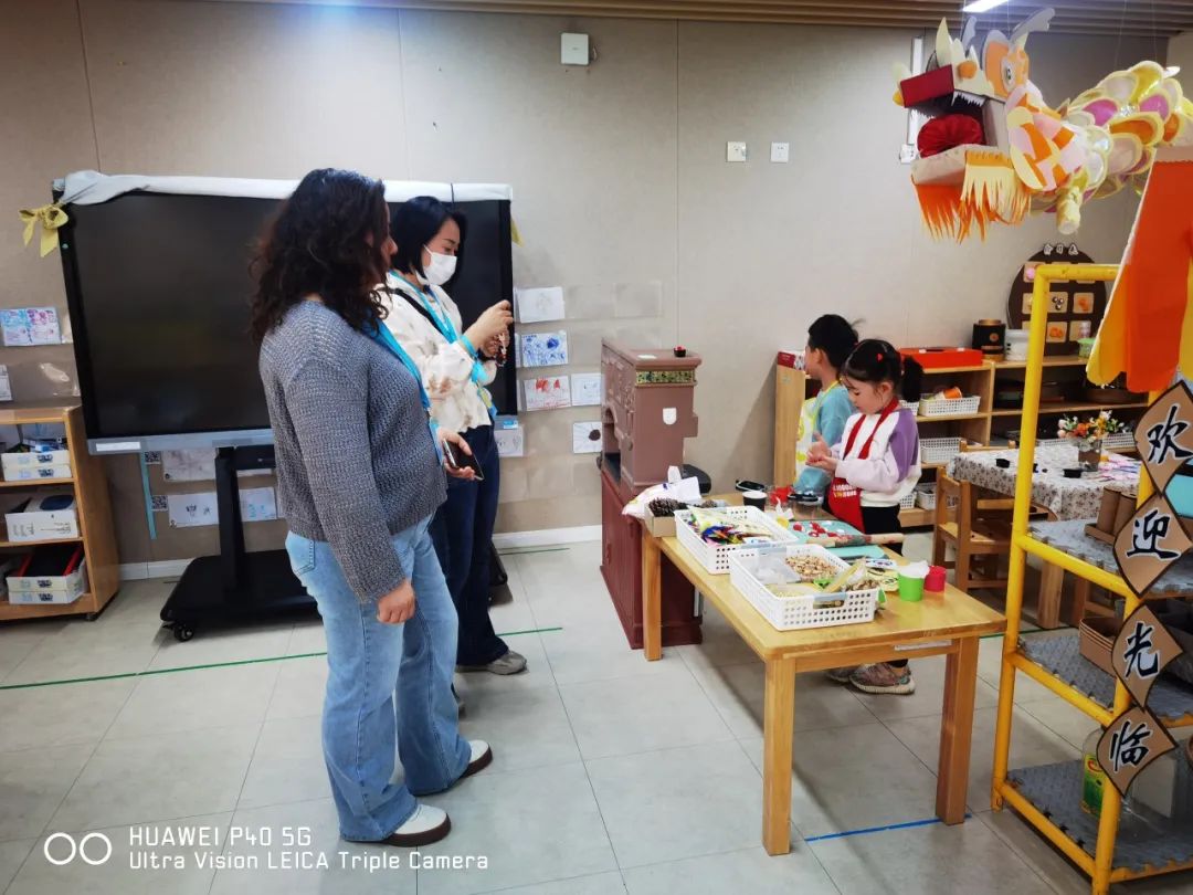 群英幼儿园自主游戏观摩_小班游戏专题小结_幼儿园高质量发展交流会