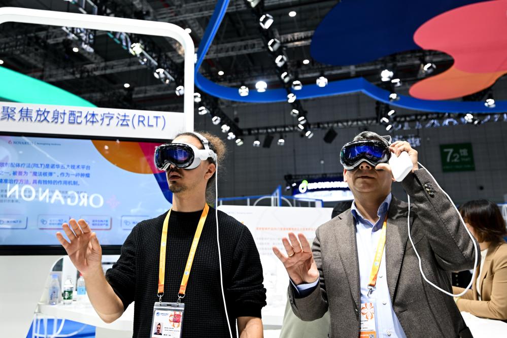 第七届进博会｜进博观察：“黑科技、绿生活、白月光”——进博会精彩不容错过