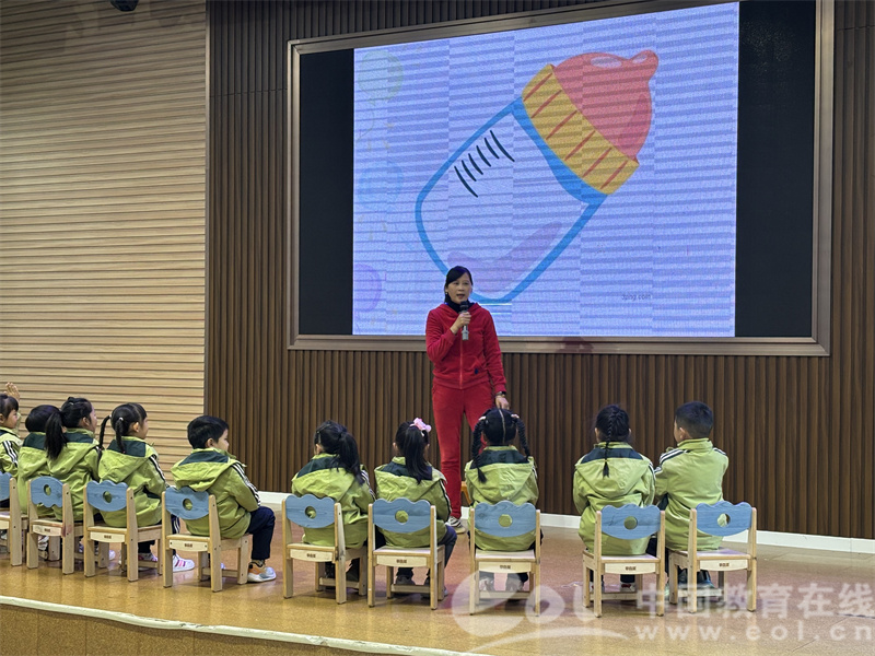 幼儿园游戏专题总结_幼儿园游戏课程深度建构_名师送教下乡活动