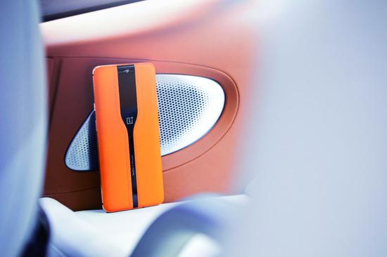 会发光的裙子设计 _3D打印办公大楼技术 _生活黑科技应用