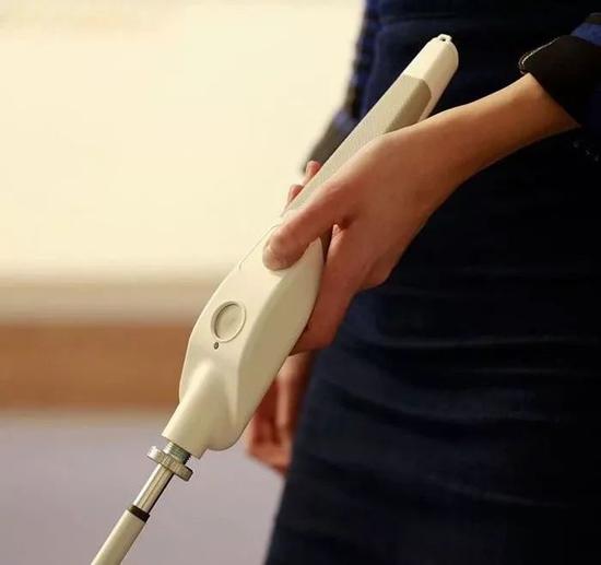 3D打印办公大楼技术 _ 会发光的裙子设计 _生活黑科技应用