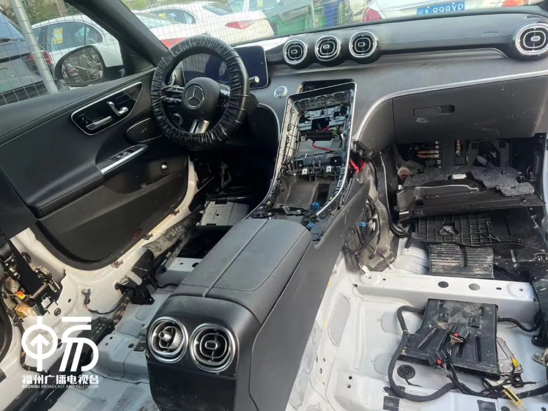 准新车故障灯亮送修4S店泡水_奔驰故障灯图解大全_奔驰C260L维权经历