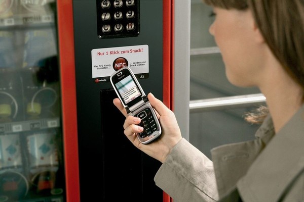 NFC公交卡充值手机_射频识别技术生活应用_NFC技术手机应用