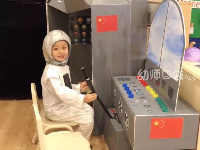 小班角色游戏创意_小班游戏专题小结_幼儿园角色游戏主题