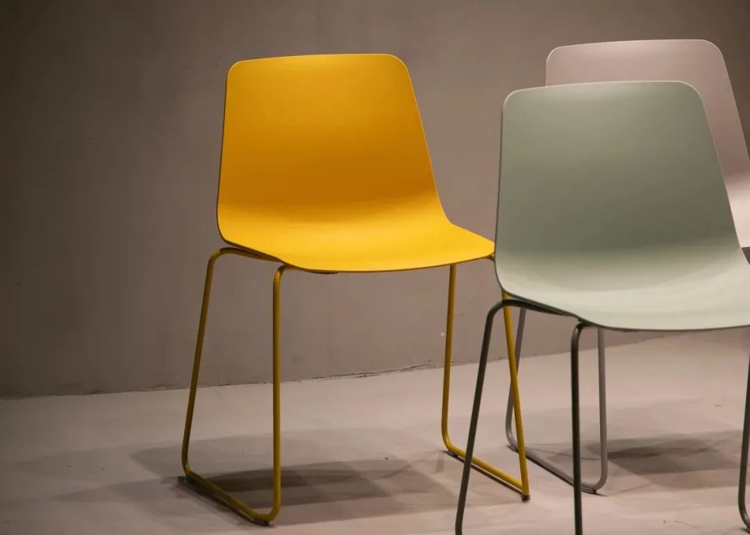 高质量社交圈子的特征_人脉圈层_刚入职年轻人如何建立人脉