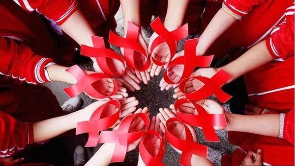 艾滋病 长痘_艾滋病外表判断_艾滋病无症状期检测