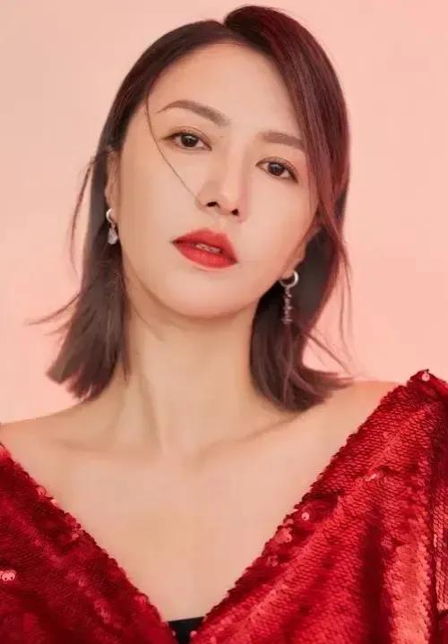 谭维维四川话事件_谭某某为什么骂尚雯婕_谭维维精神状态建议严查