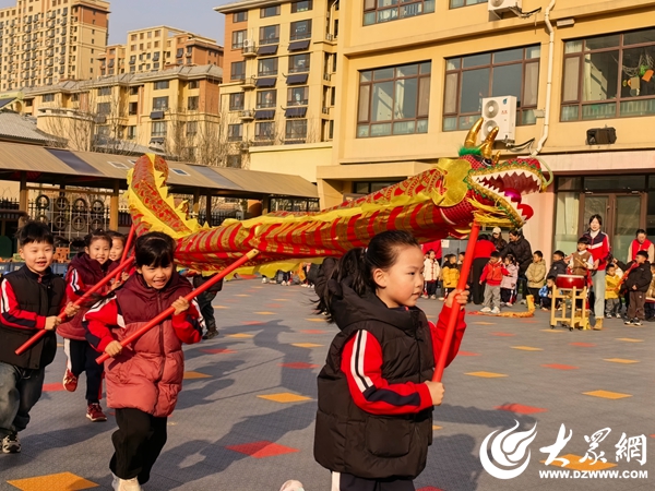 pg下载 传承民俗文化 乐享传统游戏——招远市金都幼儿园泉山园第一届民间游戏节启幕