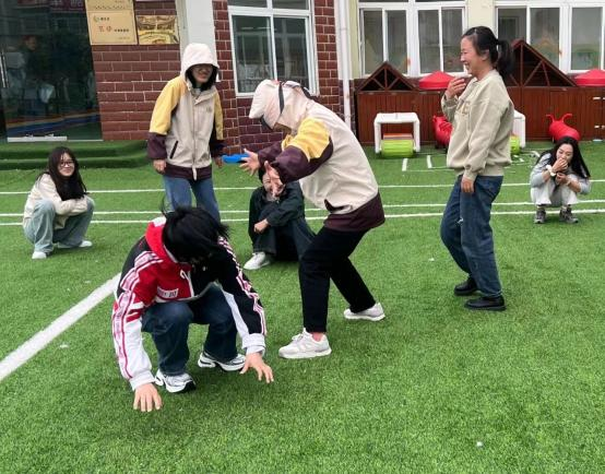 颍东区插花镇闸南幼儿园民间游戏教研_幼儿园户外民间体育游戏_大班民间游戏专题