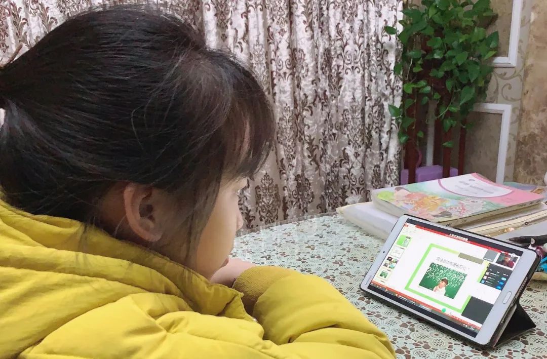 沉迷游戏伤身新闻_沉迷游戏新闻事件_沉迷游戏的新闻案例素材