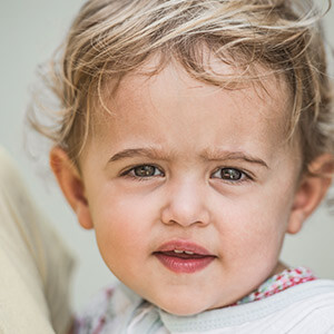 公司上班玩游戏扣钱合法吗_员工上班玩游戏公司如何处理_不玩游戏被扣薪水新闻