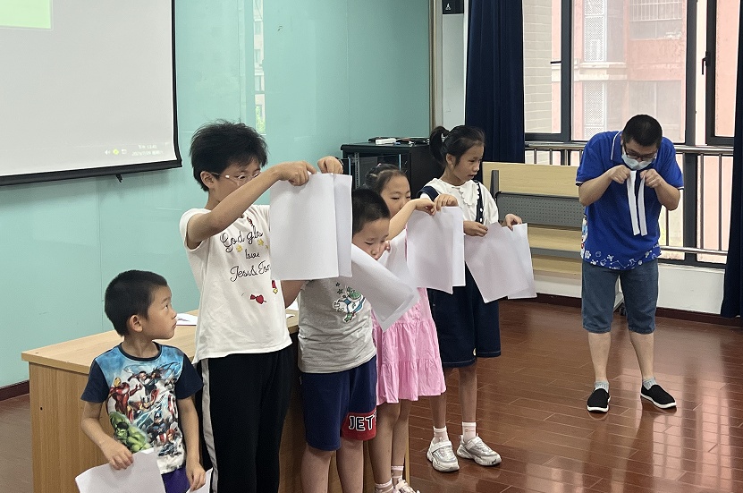 伯努利原理生活应用_伯努利原理讲解_科学实验活动