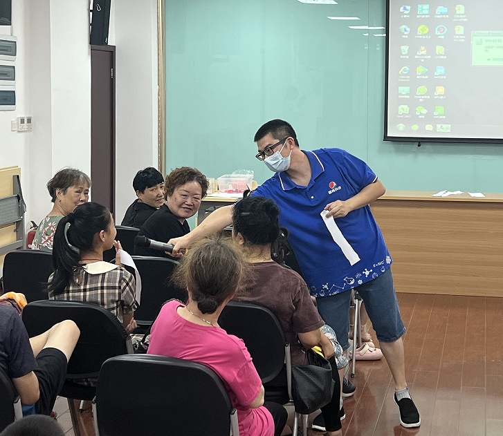 伯努利原理讲解_科学实验活动_伯努利原理生活应用