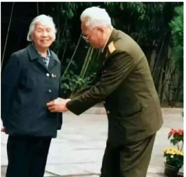 战友聚会通讯录美篇_战友聚会通讯录图片_战友聚会通讯录