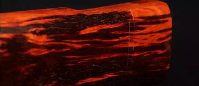 金丝楠老料横切面图片_小叶紫檀名词解释_牛毛纹棕眼金星金丝