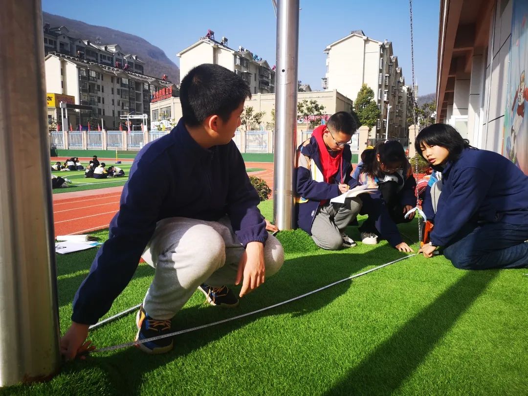 勾股定理生活实际应用_勾股定理生活应用_生活中勾股定理的应用