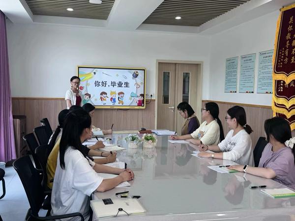 小班游戏专题小结_合肥幼教集团金屿海岸幼儿园课程故事汇报_自主游戏案例分享