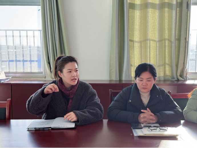 大班专题民间游戏教案_大班民间游戏专题_大班民间游戏教案100篇