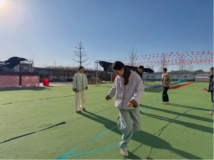 大班专题民间游戏教案_大班民间游戏教案100篇_大班民间游戏专题