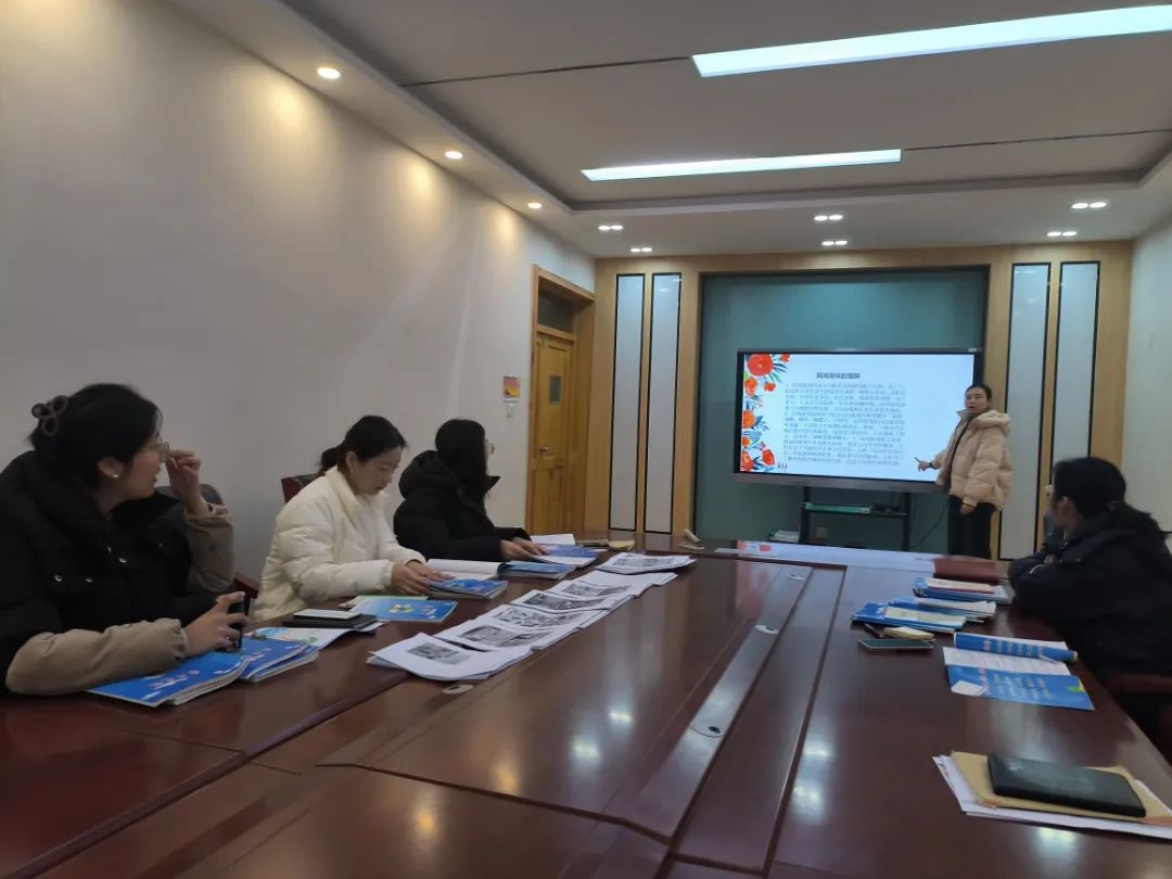 大班民间游戏专题_大班民间游戏教案100篇_大班民间游戏玩法