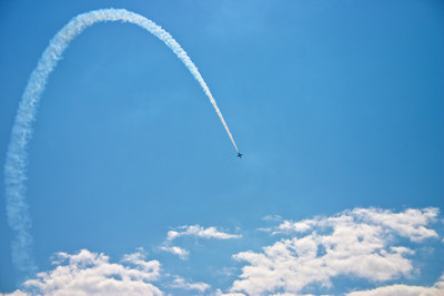 牛顿第二定律是力和运动的“桥梁”，学习加速度应掌握4个关键点