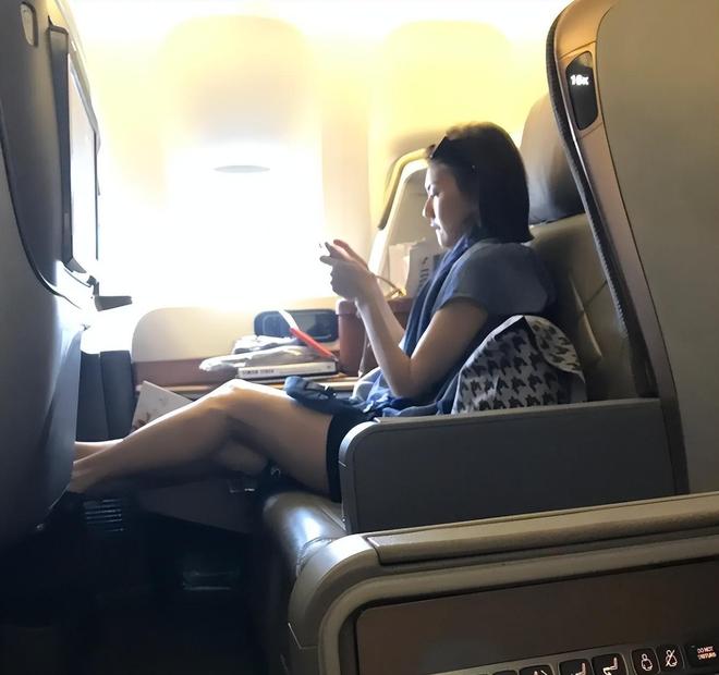 孙燕姿自然美形象_遇见 孙燕姿 图片_孙燕姿素颜头等舱