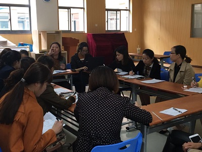 角色游戏实践观摩活动_小班游戏专题小结_小中大班幼儿角色游戏观察