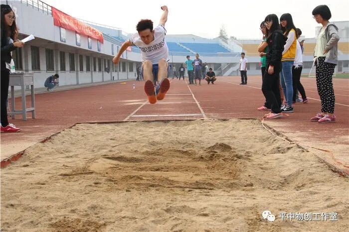亚里士多德惯性错误_牛顿第一定律生活应用_惯性定律