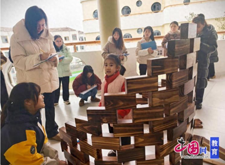 区域自主游戏中的师幼互动支持_师幼互动有效支持策略_幼儿园游戏专题总结