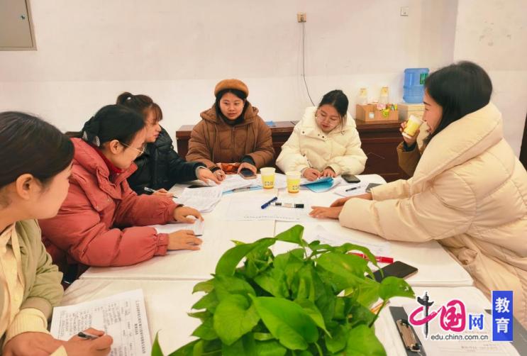 区域自主游戏中的师幼互动支持_师幼互动有效支持策略_幼儿园游戏专题总结