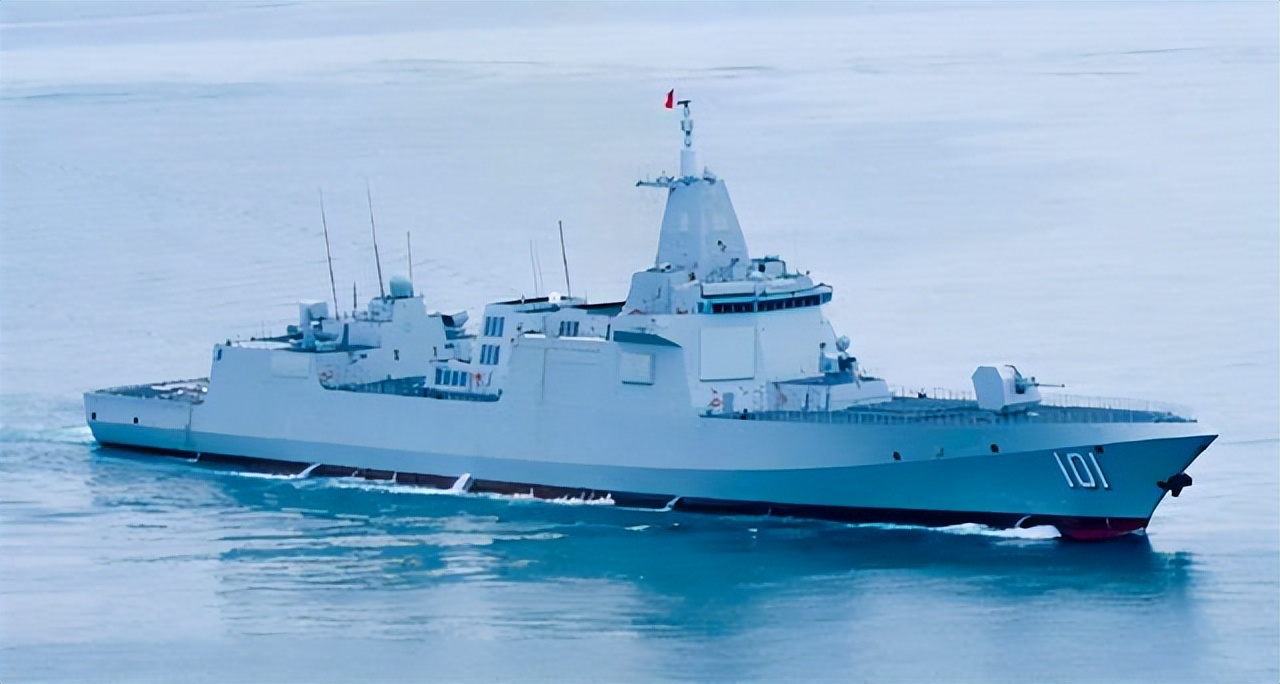 中国海军现代化海战设计_电磁炮生活应用_055型导弹驱逐舰电磁炮